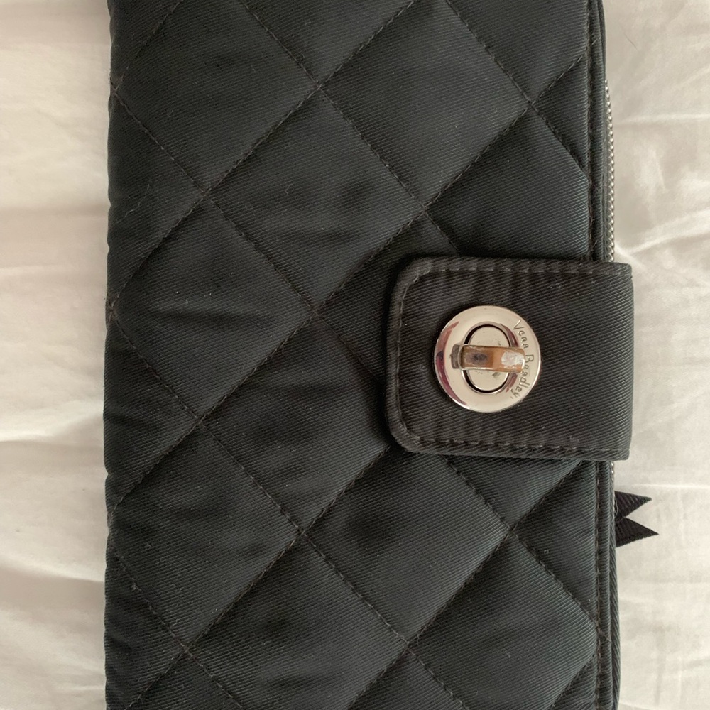 Vera Bradley black wallet